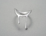 Drop Honey Fluid Dating Ring