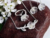 Flower in the Rain Jewelry Set - Lotus Fun