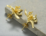 Iris Flower Stud Earring