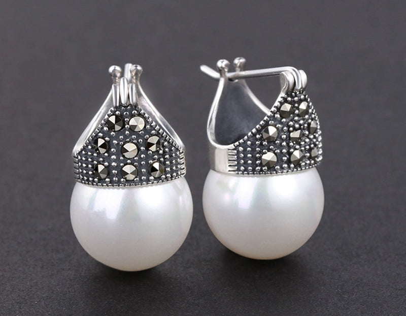 Studded Pearl Earring