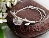 Flower in the Rain Bracelet - Lotus Fun