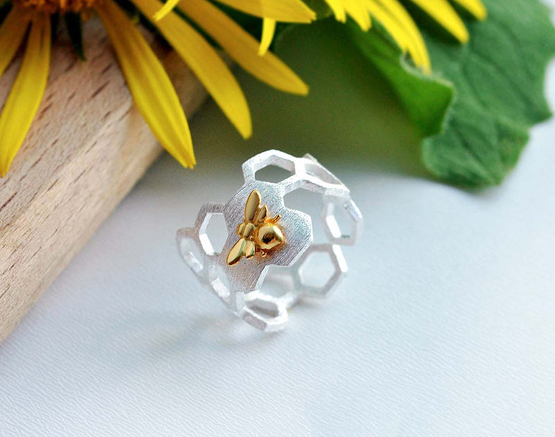 Honeycomb Ring - Lotus Fun