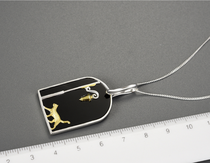 Cat under the Street Lamp Pendant