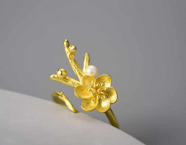 Winter Blossom and Snow Flower Ring