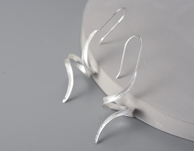 Asymmetrical Curve Dangle Earrings