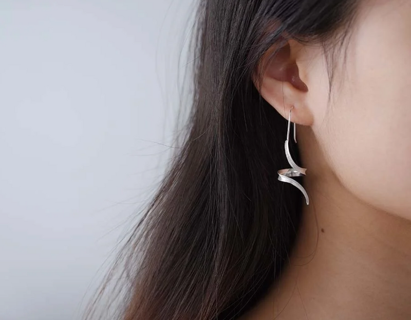 Asymmetrical Curve Dangle Earrings