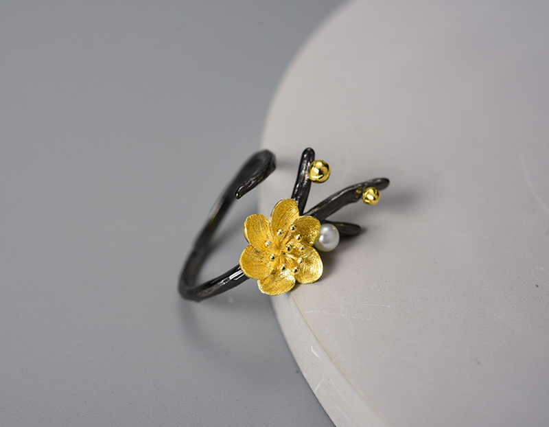 Winter Blossom and Snow Flower Ring