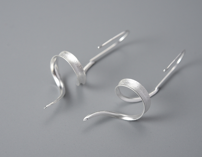 Asymmetrical Curve Dangle Earrings