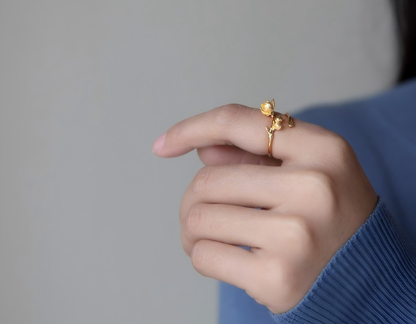 Winter Sweet Flowers and Buds Ring