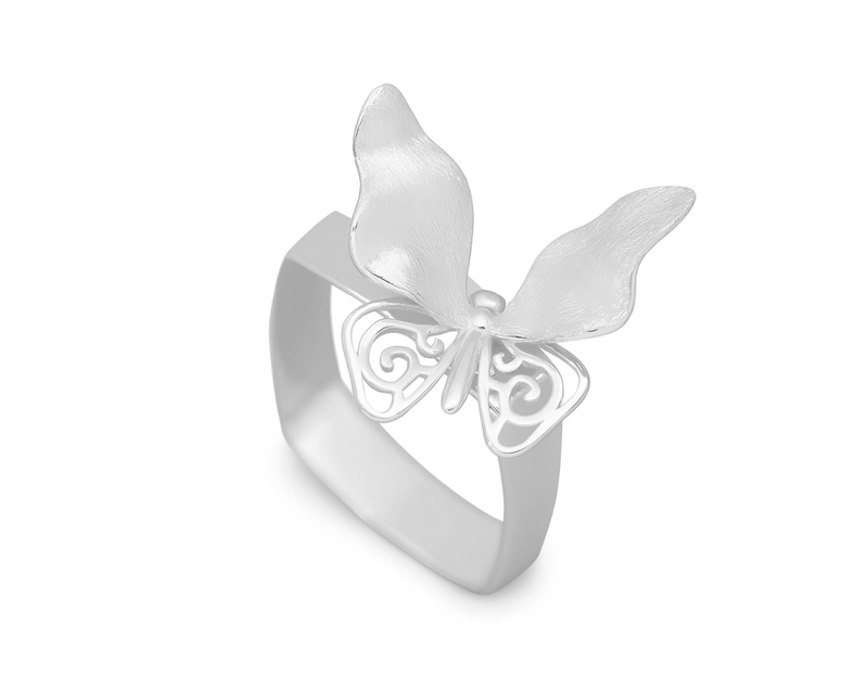 Vintage Hollowed-out Butterfly Ring