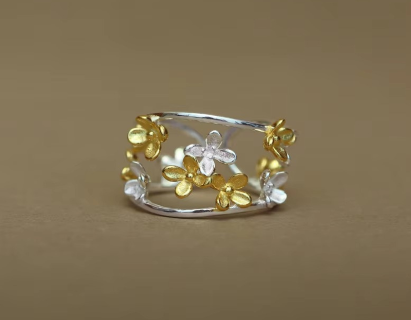 Falling Fragrans Flower Ring