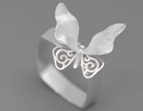 Vintage Hollowed-out Butterfly Ring