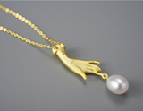 Pearl Hand Necklace