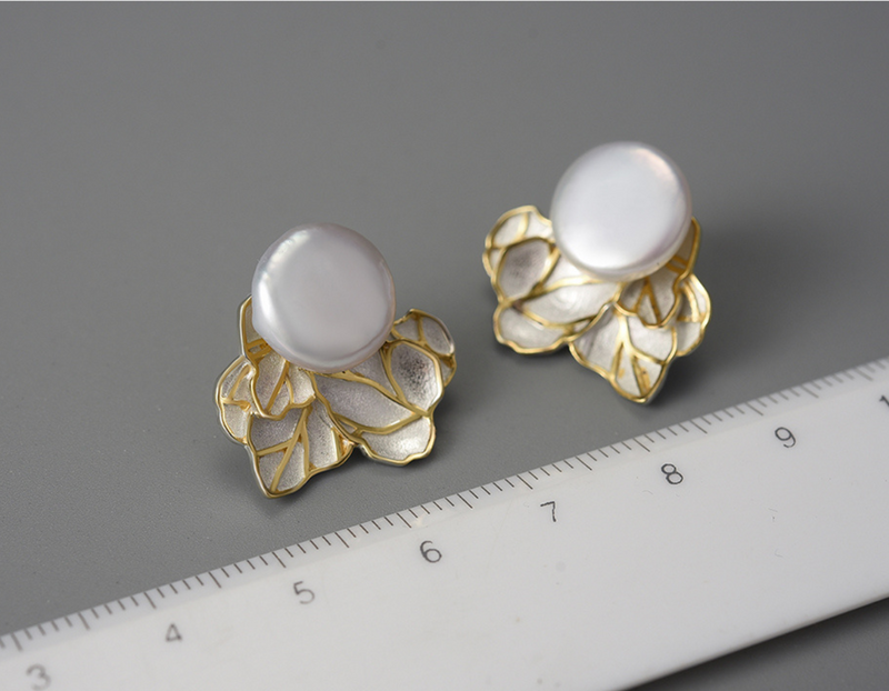 Pearl Leaves Stud Earrings