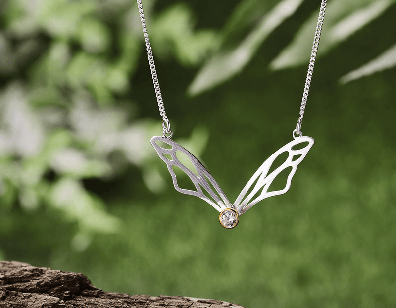 Hollow Butterfly Wings Necklace
