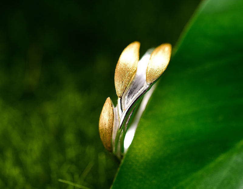 Golden Leaves Ring