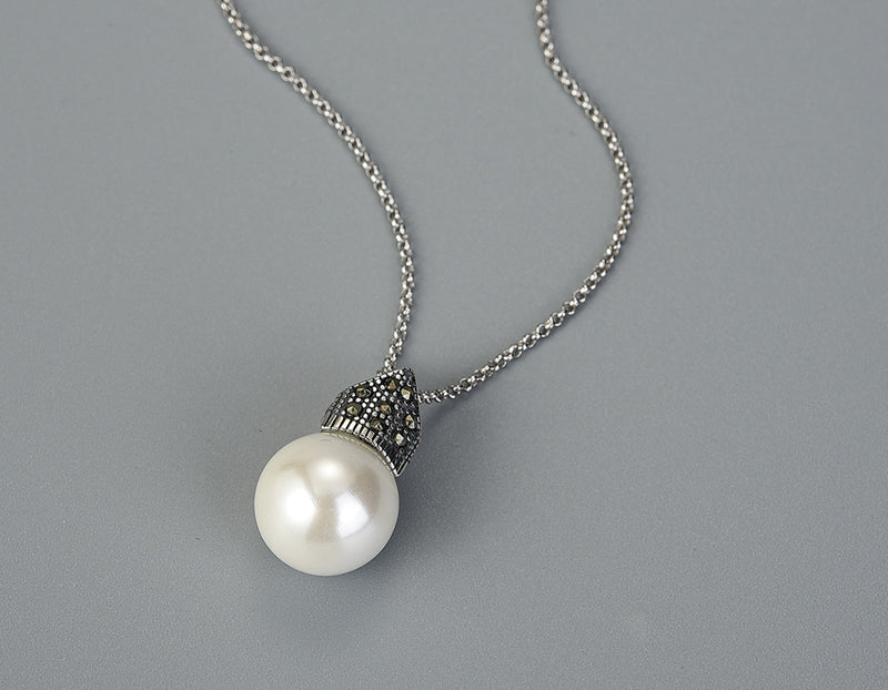 Studded Pearl Necklace