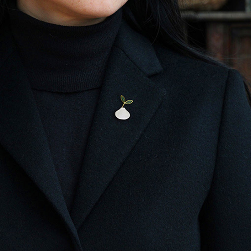 Sterling Silver | Spring in the Air Leaf Brooch - Lotus Fun